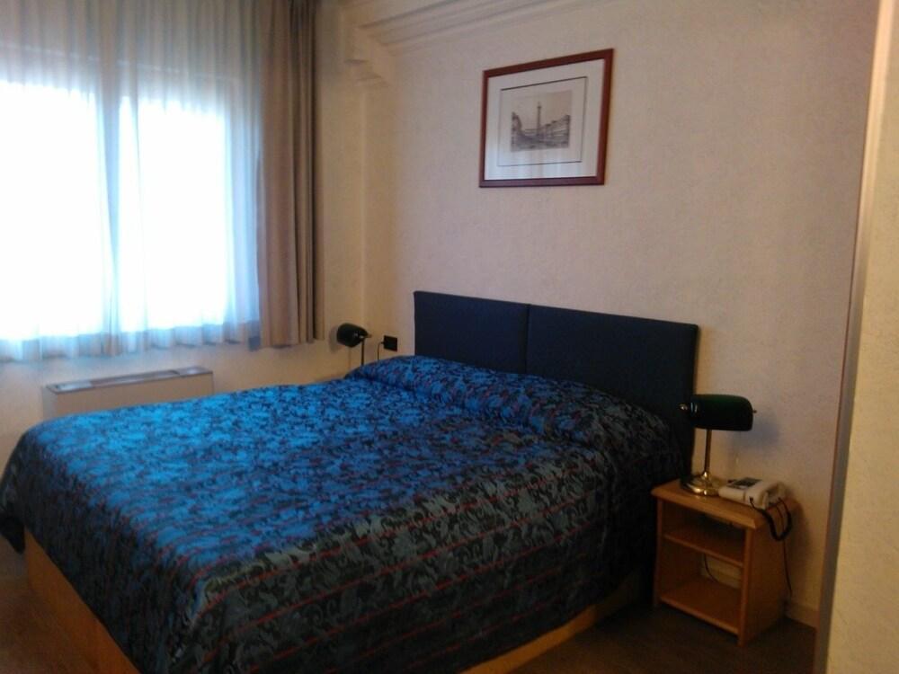 Hotel Leopoldo Castiglioncello Dış mekan fotoğraf