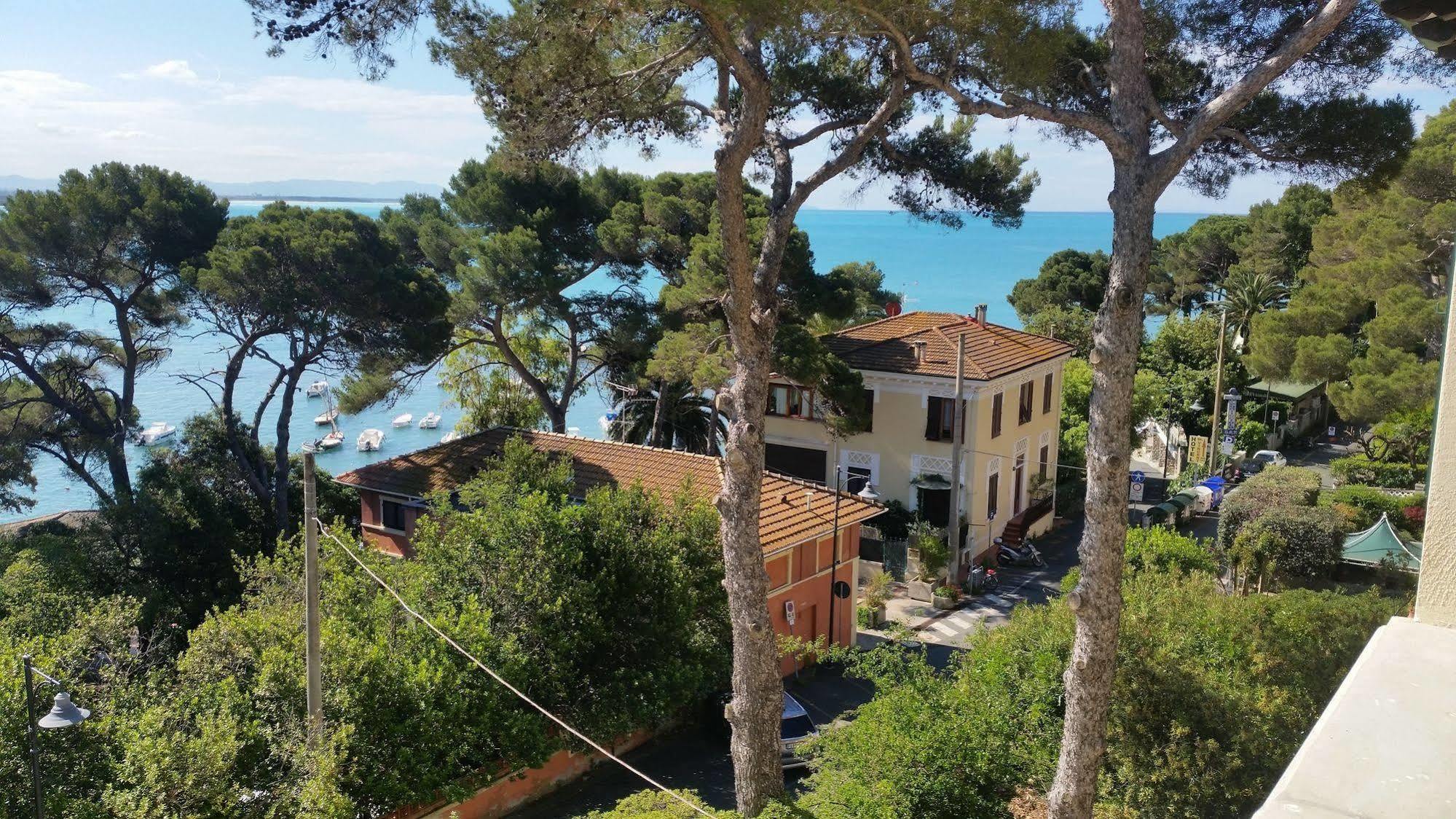 Hotel Leopoldo Castiglioncello Dış mekan fotoğraf